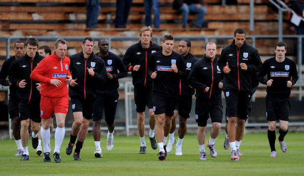 人應戰被扳 人應戰被扳