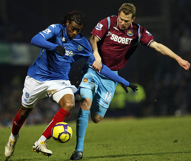 他离开皇家 他离开皇家